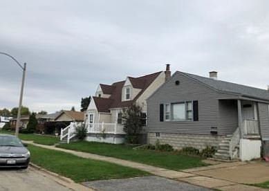 2nd image of 8819 S Washtenaw Ave