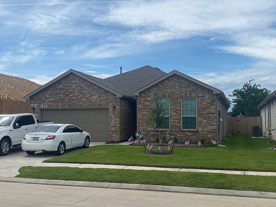 1st image of 334 Appaloosa Dr