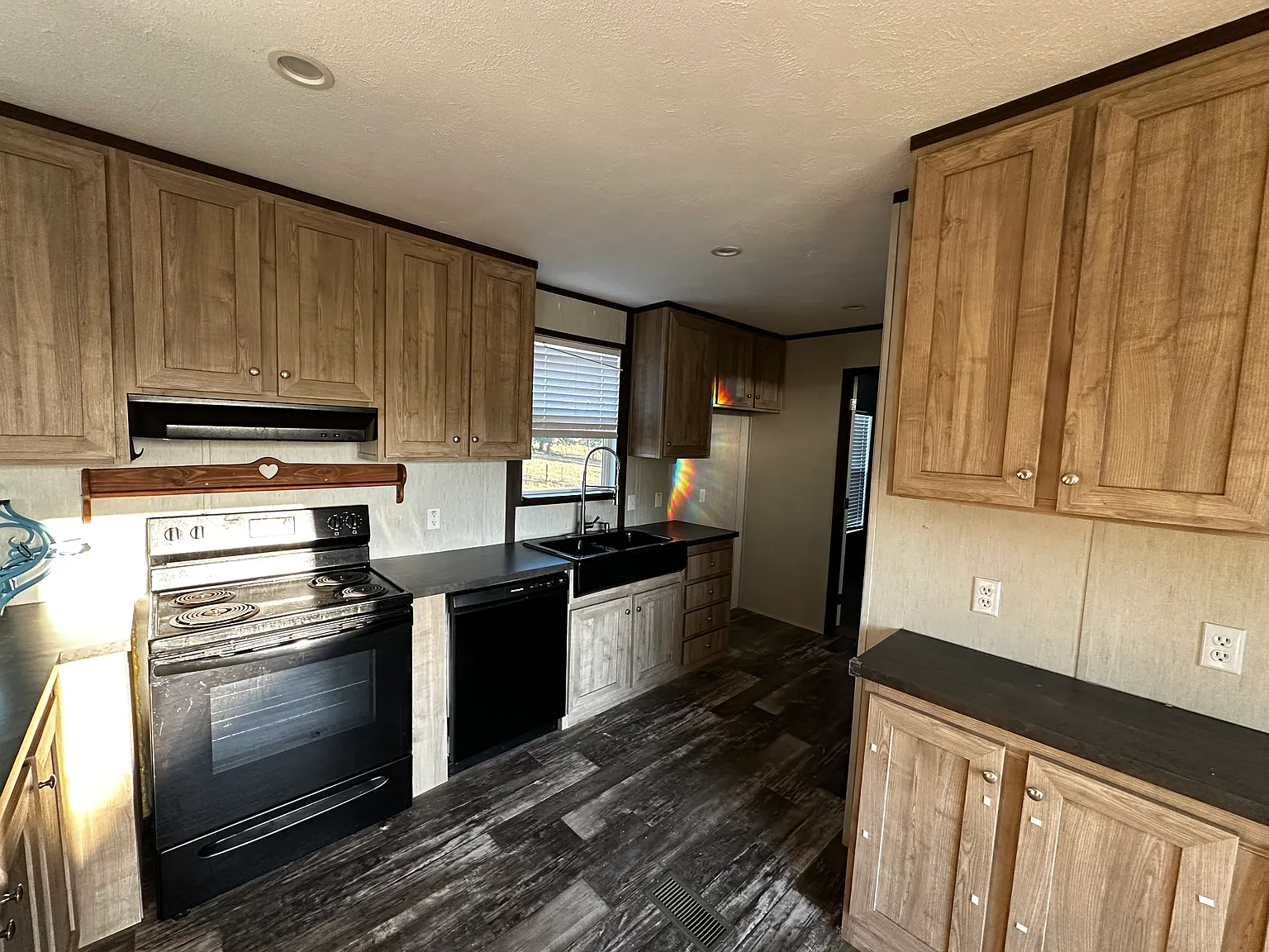 3 bed, 1200 sqft, $1,500 — Photo 3