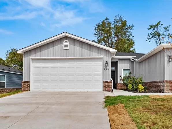 106 NW 67th Ave, Bentonville, AR 72713