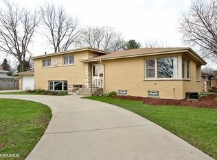 3501 Greenwood Ave, Wilmette, IL 60091