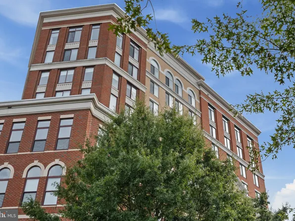 1220 N Fillmore St Unit 605, Arlington, VA 22201