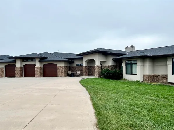 17701 Prairie Vista Dr, Roca, NE 68430