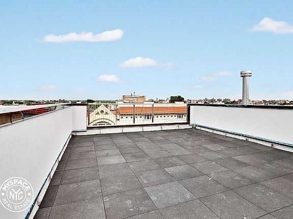 5th image of 1234 Bedford Ave #3R