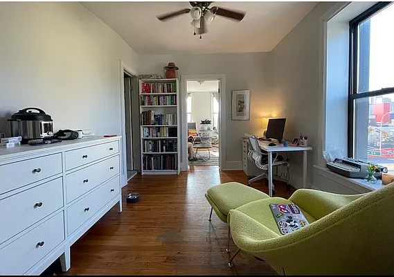 Rented by Compass | media 10