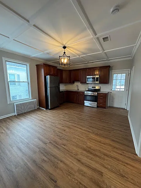 Building Photo - 146 Godwin Ave #2