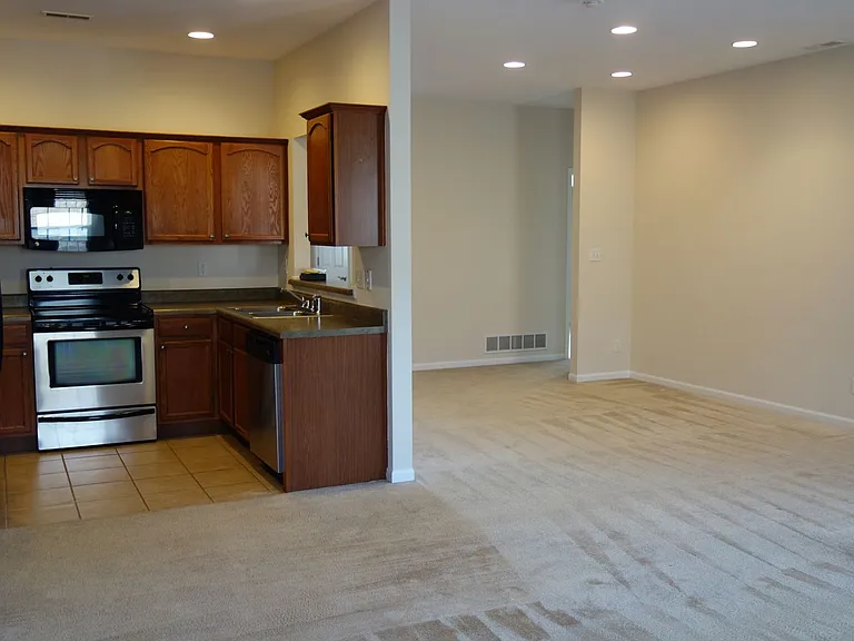 Manor Homes — Photo 20