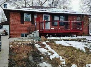 3745 N 66th St, Lincoln, NE 68507