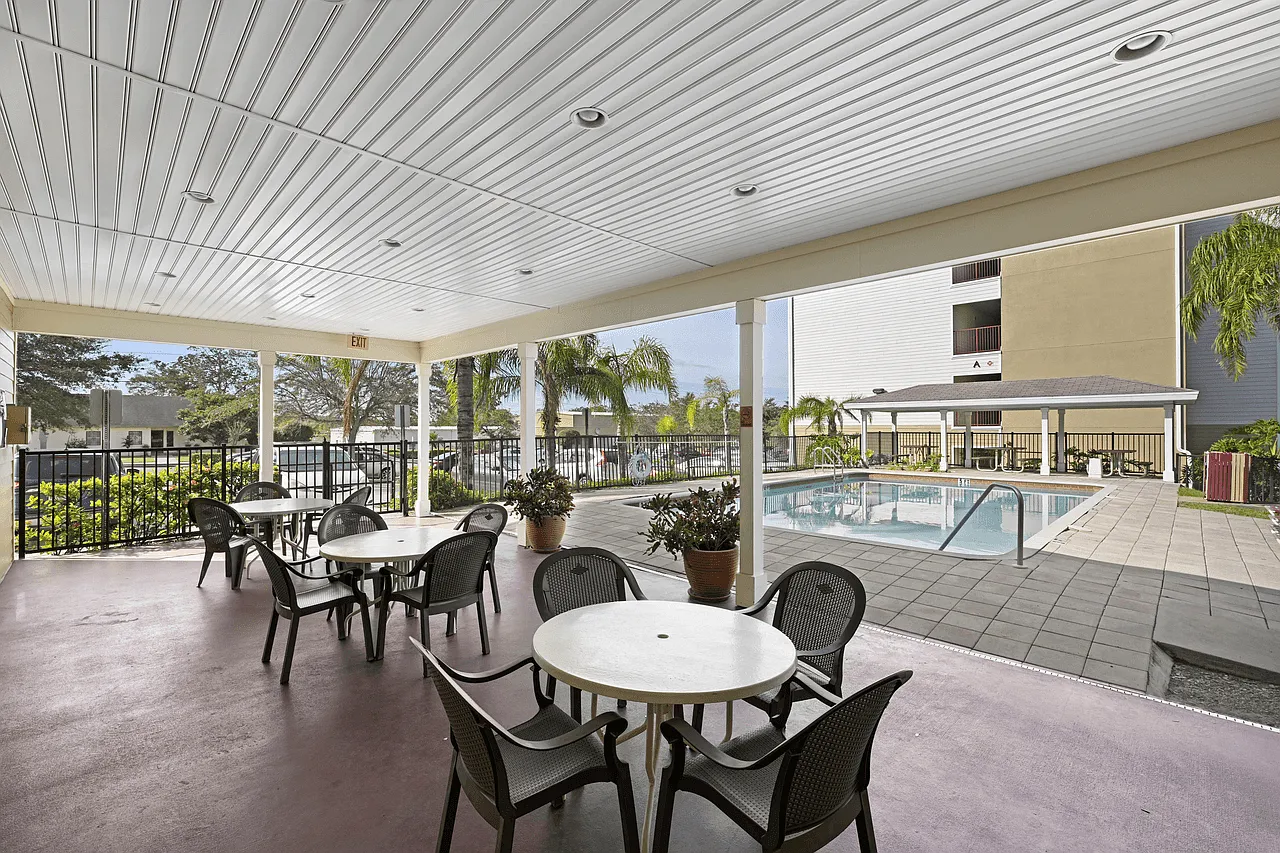 St. Luke's Life Center Apartments — Photo 3
