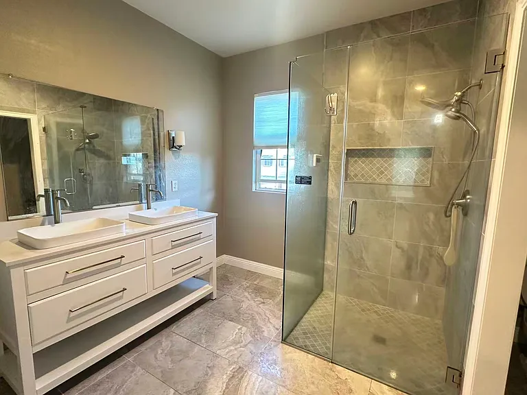 22358 Hawthorn Ave — Photo 15