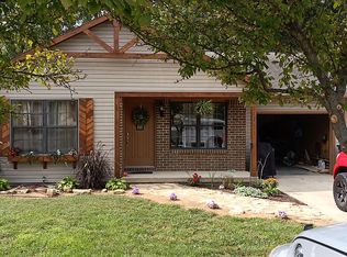 308 Hickory Dr, Connersville, IN 47331