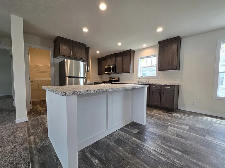 Sunset Ridge — Photo 16