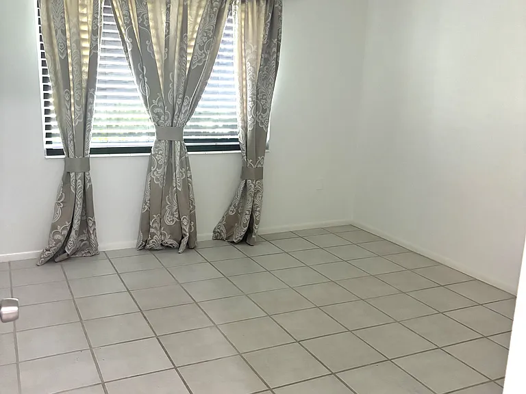 2115 9th Ave W #6B — Photo 9