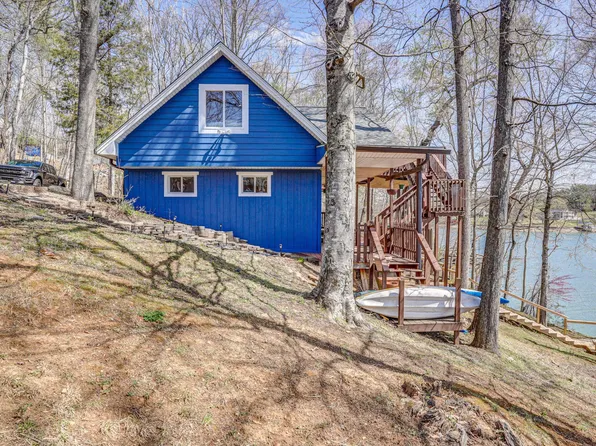 422 Lake Haven Private Dr, Piney Flats, TN 37686