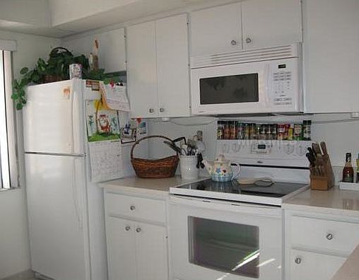 4th image of 5235 Lake Village Dr #29