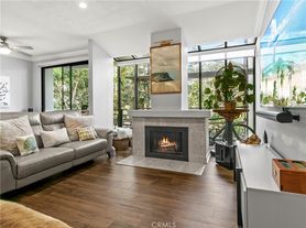 210 Lille Ln, Newport Beach, CA