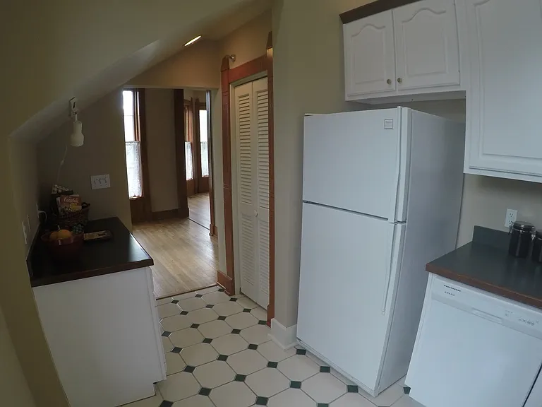 904 South St — Photo 14