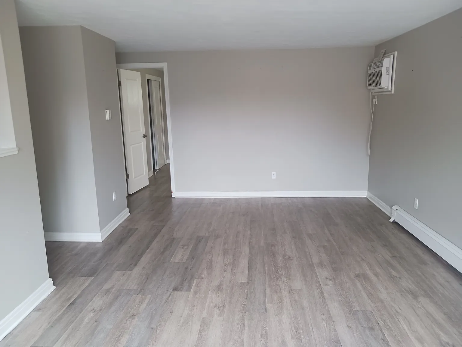2 bed, 850 sqft, $1,395 — Photo 3