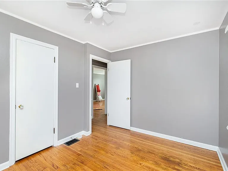 6028 Birchwood Ave — Photo 19