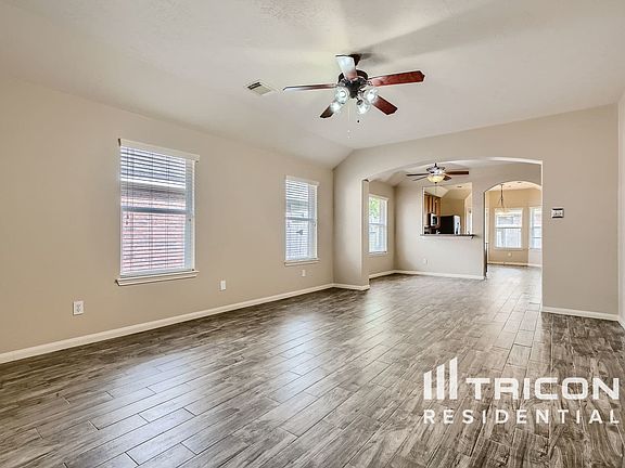4th image of 11007 Overland Trail Dr