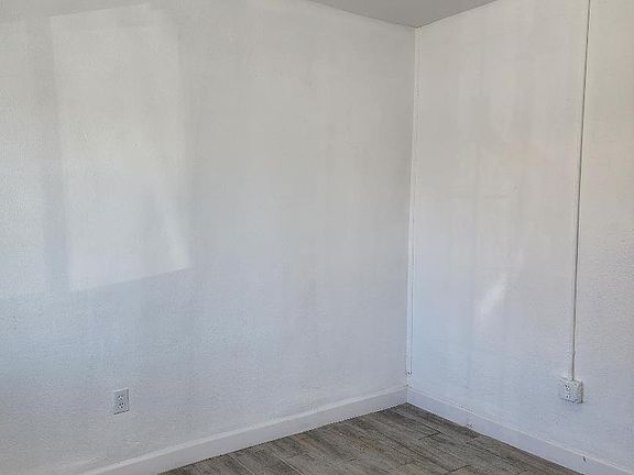 3rd image of 2300 Bassett Ave #2