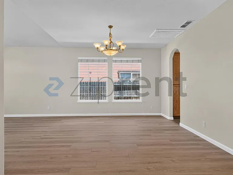 166 Barcelona Dr — Photo 9