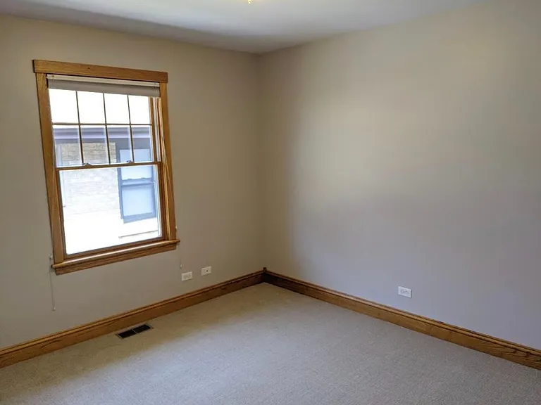 804 Harvard St — Photo 14