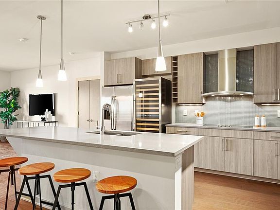 2nd image of 3600 S Lamar Blvd #417