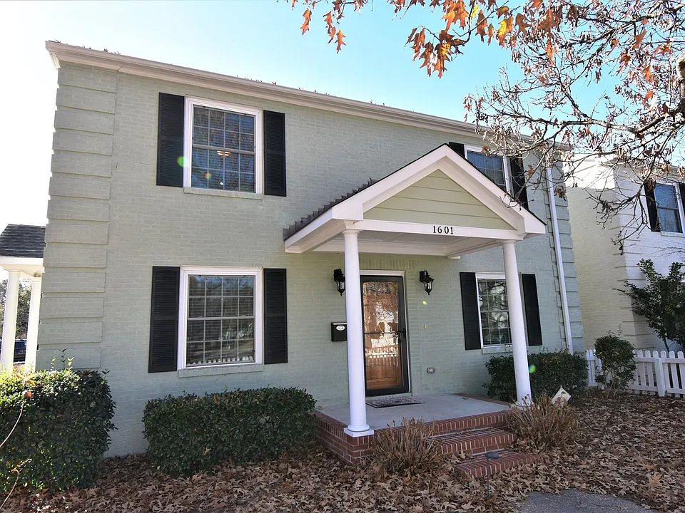 1601 Fort Bragg Rd