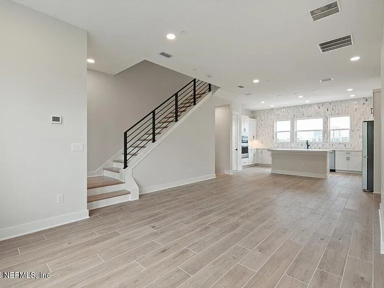 2056 Prudential Dr — Photo 11