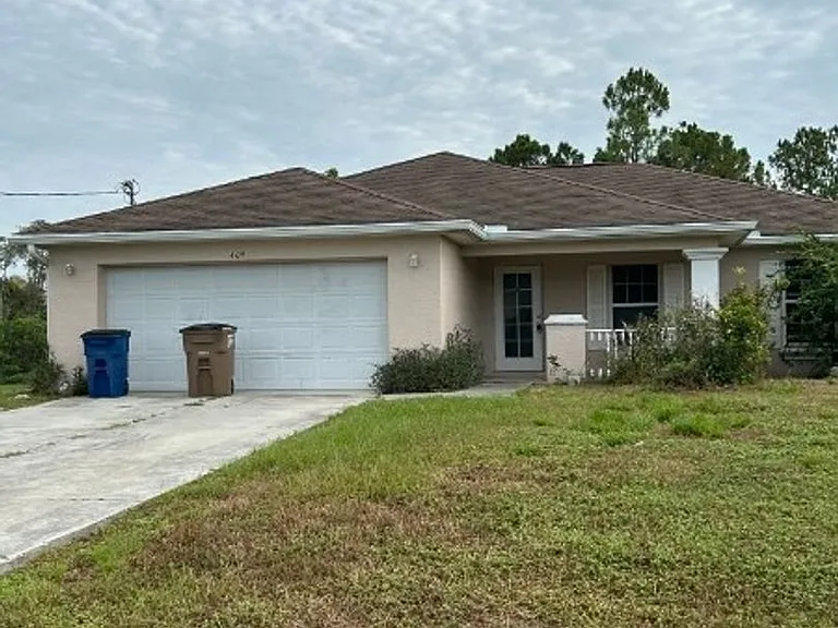 409 La Perouse St — Photo 1