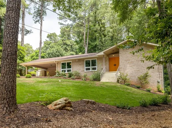 4228 Durham Cir, Stone Mountain, GA 30083