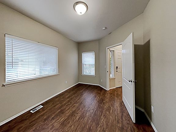 5th image of 20418 98th Avenue Ct E