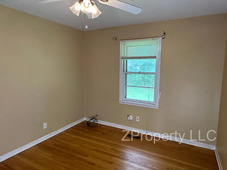 4810 Lumary Cir NW — Photo 8