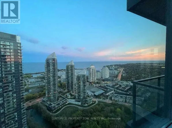 36 Park Lawn Rd #3901, Toronto, ON M8V 0E5