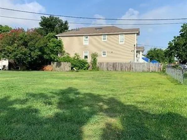 2338 Mazant St, New Orleans, LA 70117