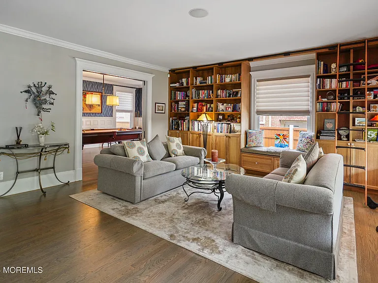511 Asbury Ave #MAIN HOME — Photo 8