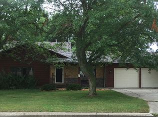 1829 Grand Plaza Dr, Spencer, IA 51301