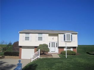 1806 Sangate Dr, South Park, PA