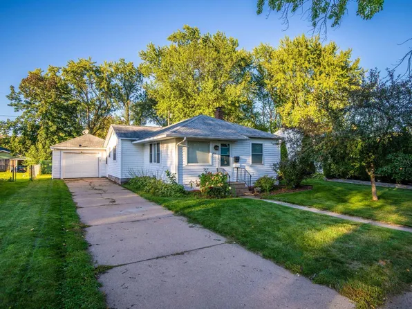 1702 Benton Ave, Eau Claire, WI 54701
