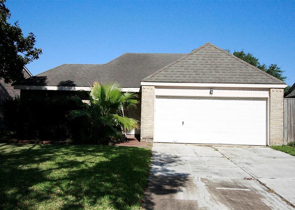 1st image of 11942 Meadow Crest Dr