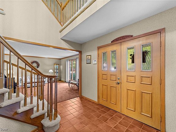 2nd image of 24177 Stonehedge Dr