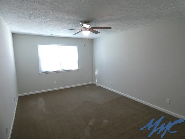 1210 Hamilton Dr — Photo 10