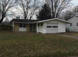 1026 Rosewood Dr, Peru, IN