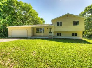 9600 Oakhurst Rd, Holly, MI 48442