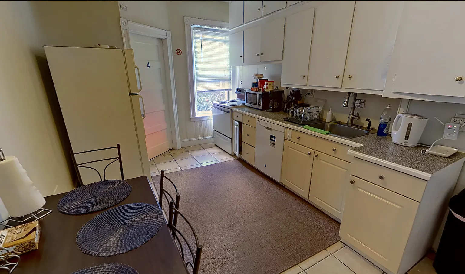 4 bed, 1450 sqft, $4,800 — Photo 4
