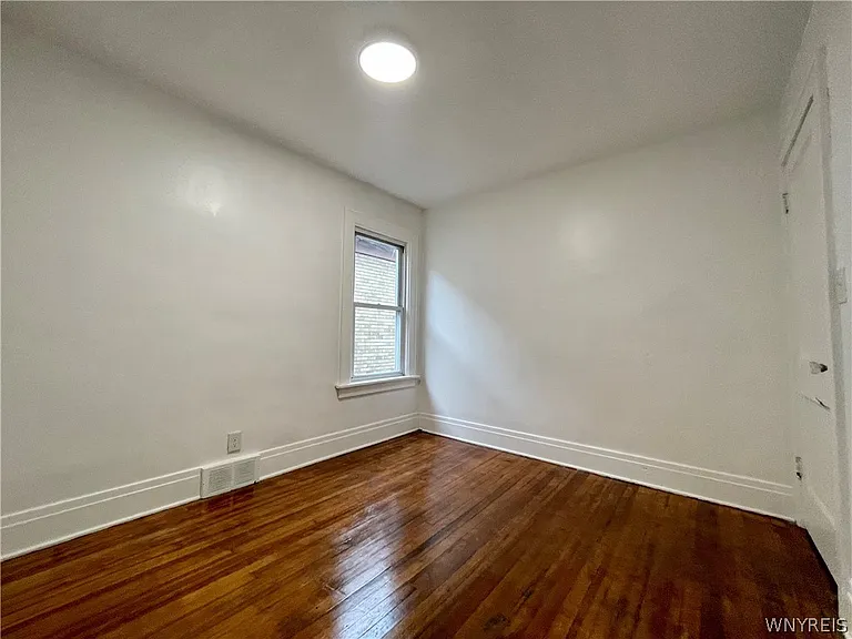 434 23rd St #UPPER — Photo 25