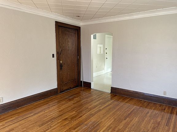 2nd image of 1576 Portland Ave #5587992