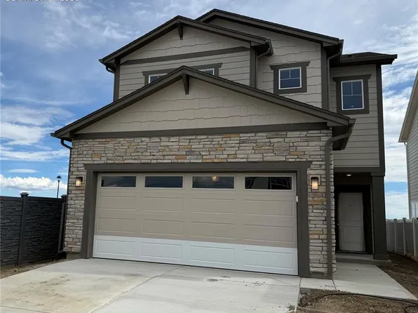 5205 Devers Ct, Colorado Springs, CO 80925