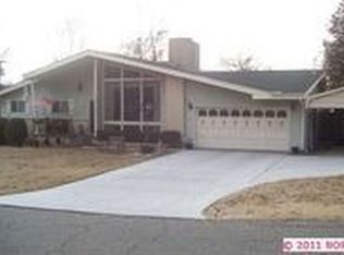 1301 Jamestown Dr, Tahlequah, OK 74464